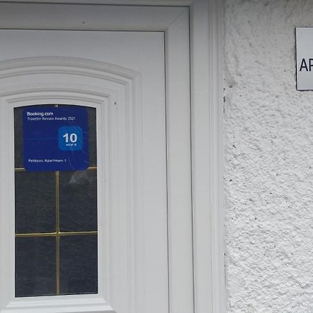 Petkovic Apartmani 1 Tivat Ruang foto