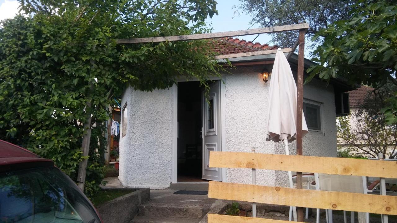 Petkovic Apartmani 1 Tivat Bagian luar foto